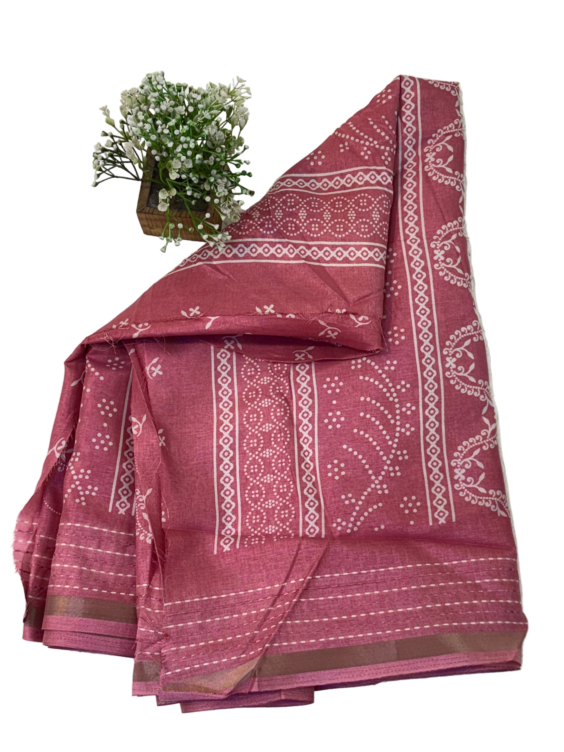 Name: Dusty Rose Handblock Printed Saree
Fabric: Soft cotton silk blend with intricate white traditional motifs and patterned borders.