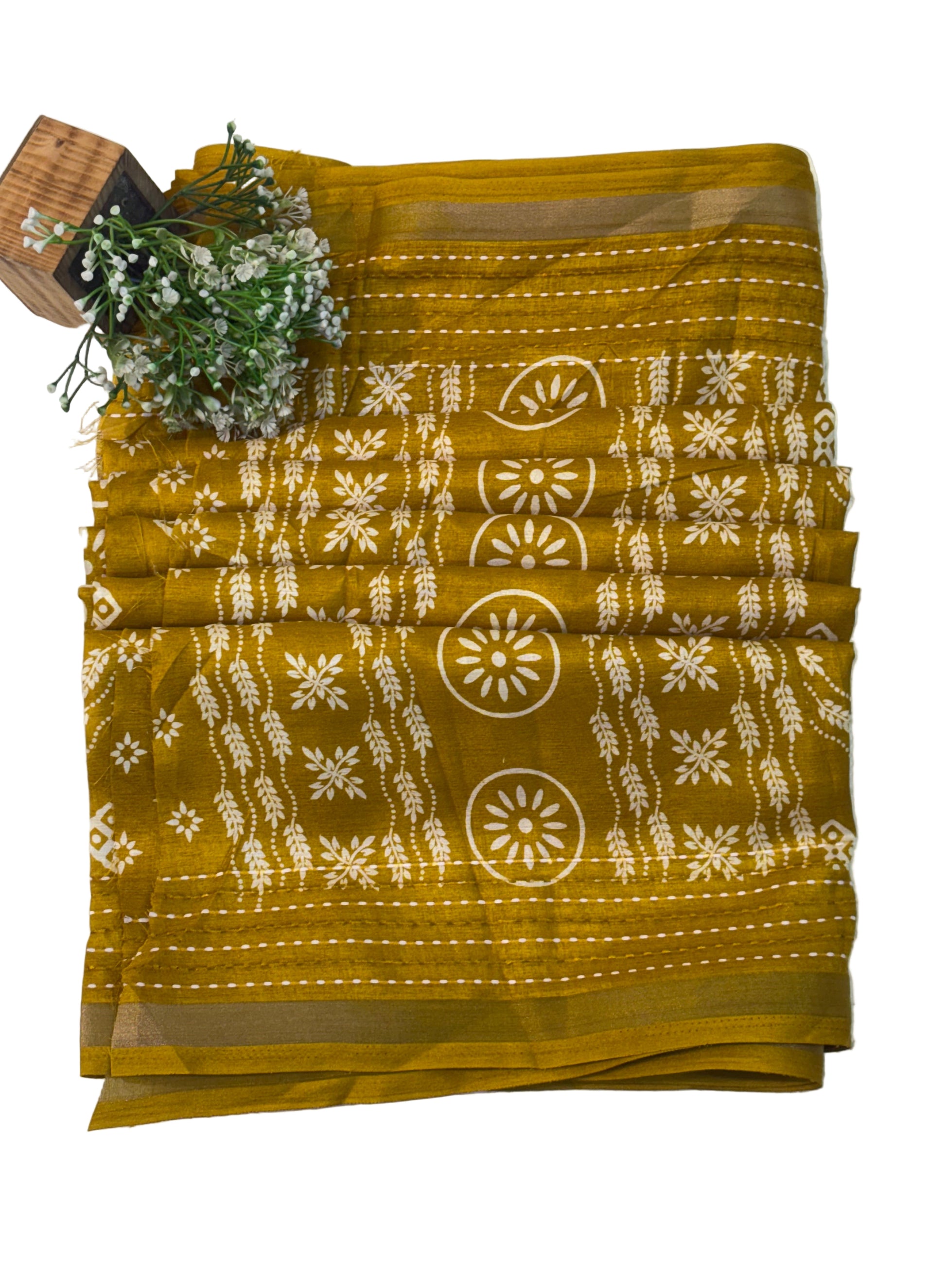 Name: Mustard Yellow Handblock-Printed Saree
Fabric: Soft cotton silk blend with traditional white block motifs and a patterned border.