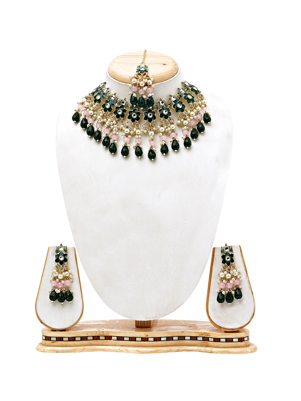 Emerald Green Floral Choker Necklace Set with Pearls and Maang Tikka