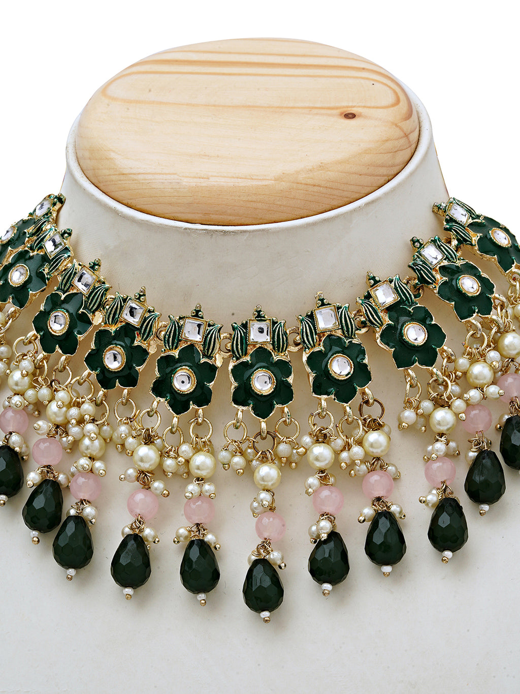 Emerald Green Floral Choker Necklace Set with Pearls and Maang Tikka