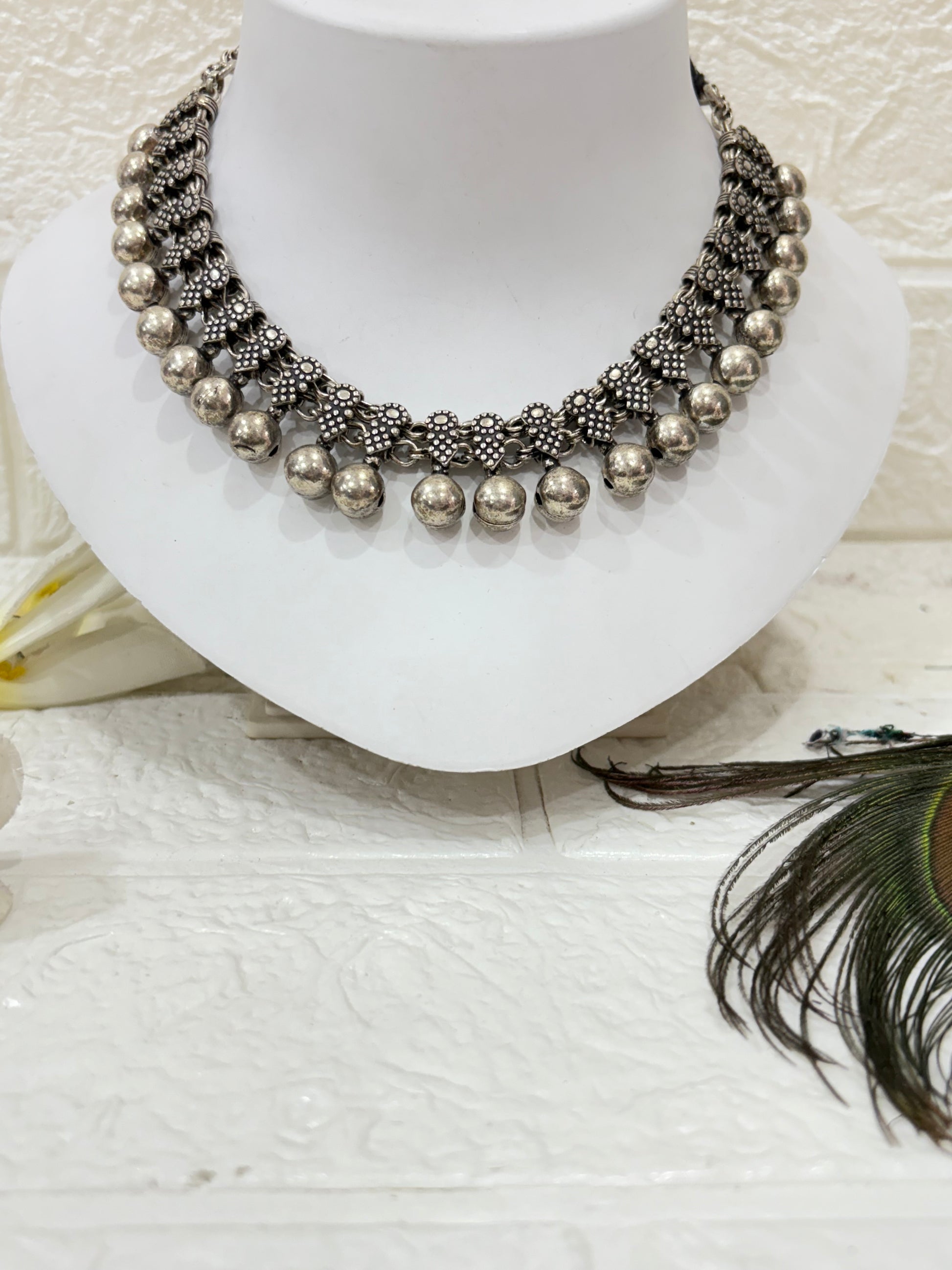 Name: Antique Silver Floral Ball Choker
Collection: Oxidized Elegance – Statement Chokers