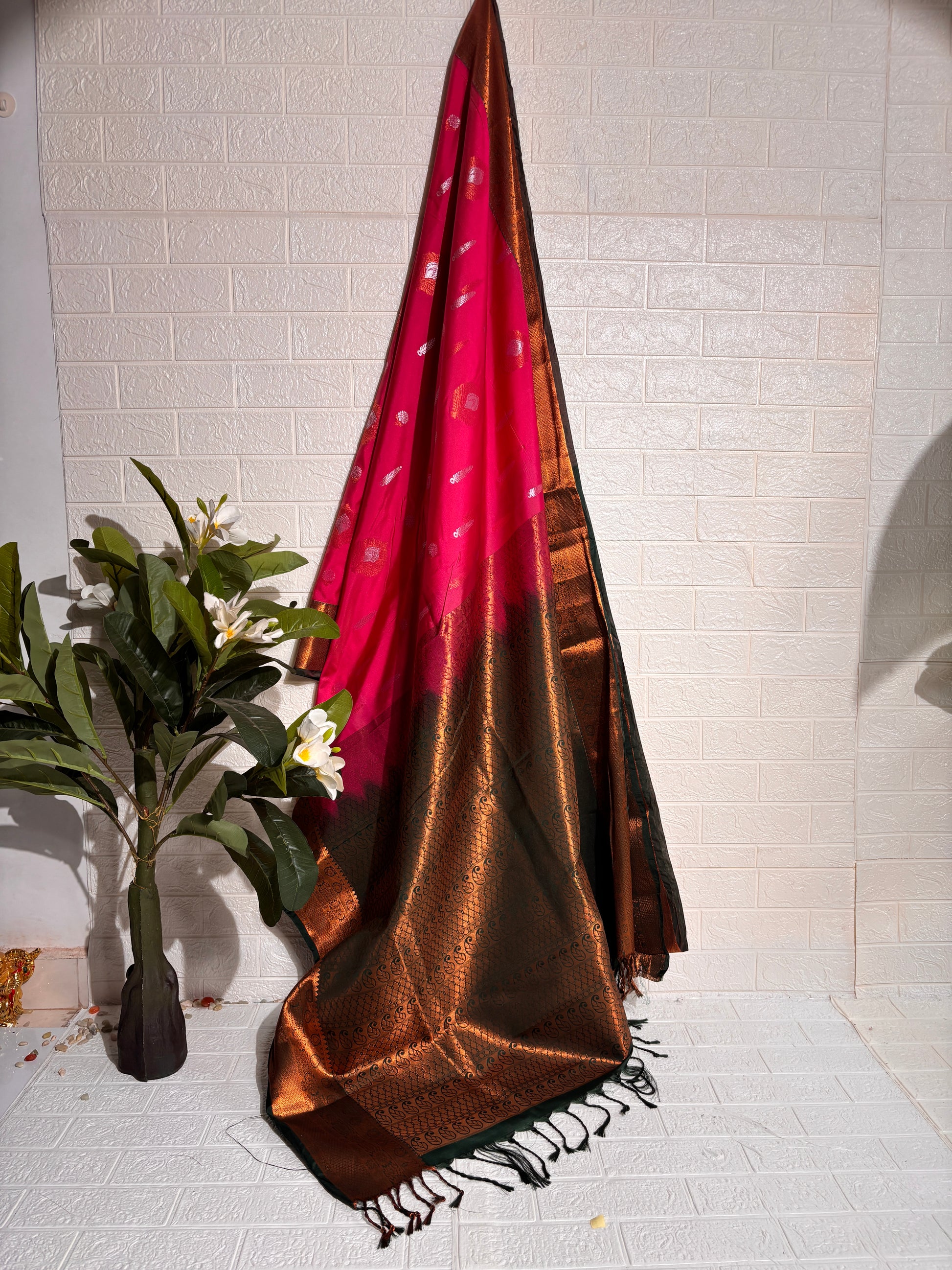 "Rose Wine Dual-Tone Banarasi Silk Saree"