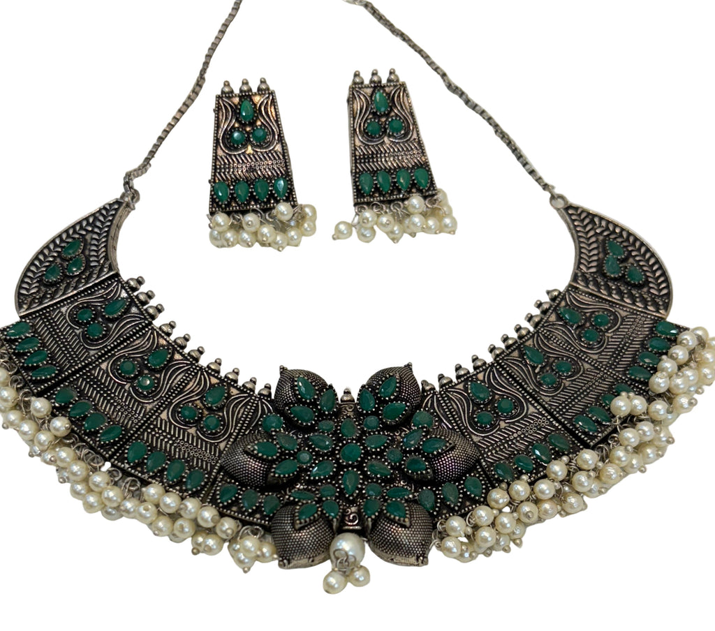 Name: Antique Floral Choker Necklace Set Oxidized silver metal with green enamel work and pearl bead edging