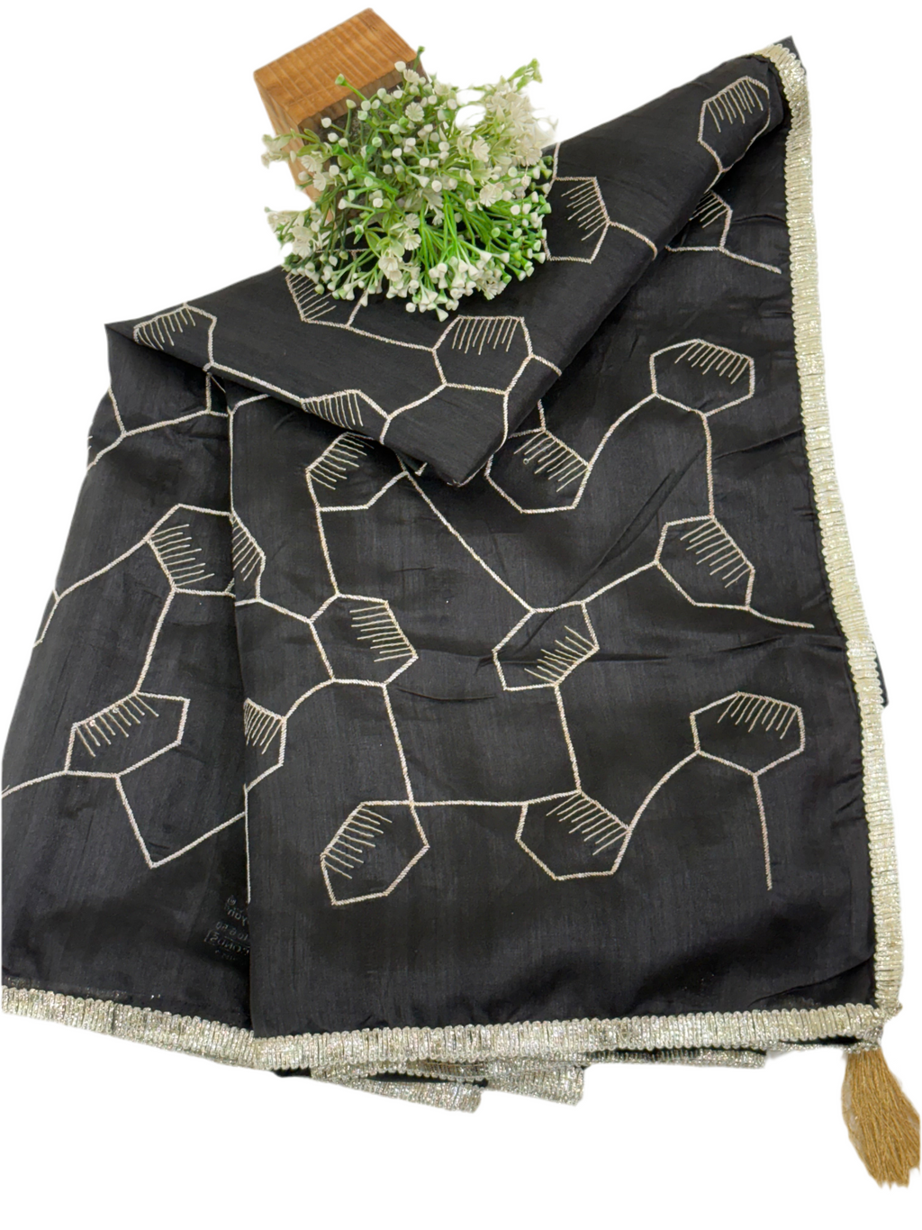 Black Saree This appears to be a silk Blend saree Cotton Silk or Art Silk with a modern Geometric Hexagonal Weave or Jaal design.