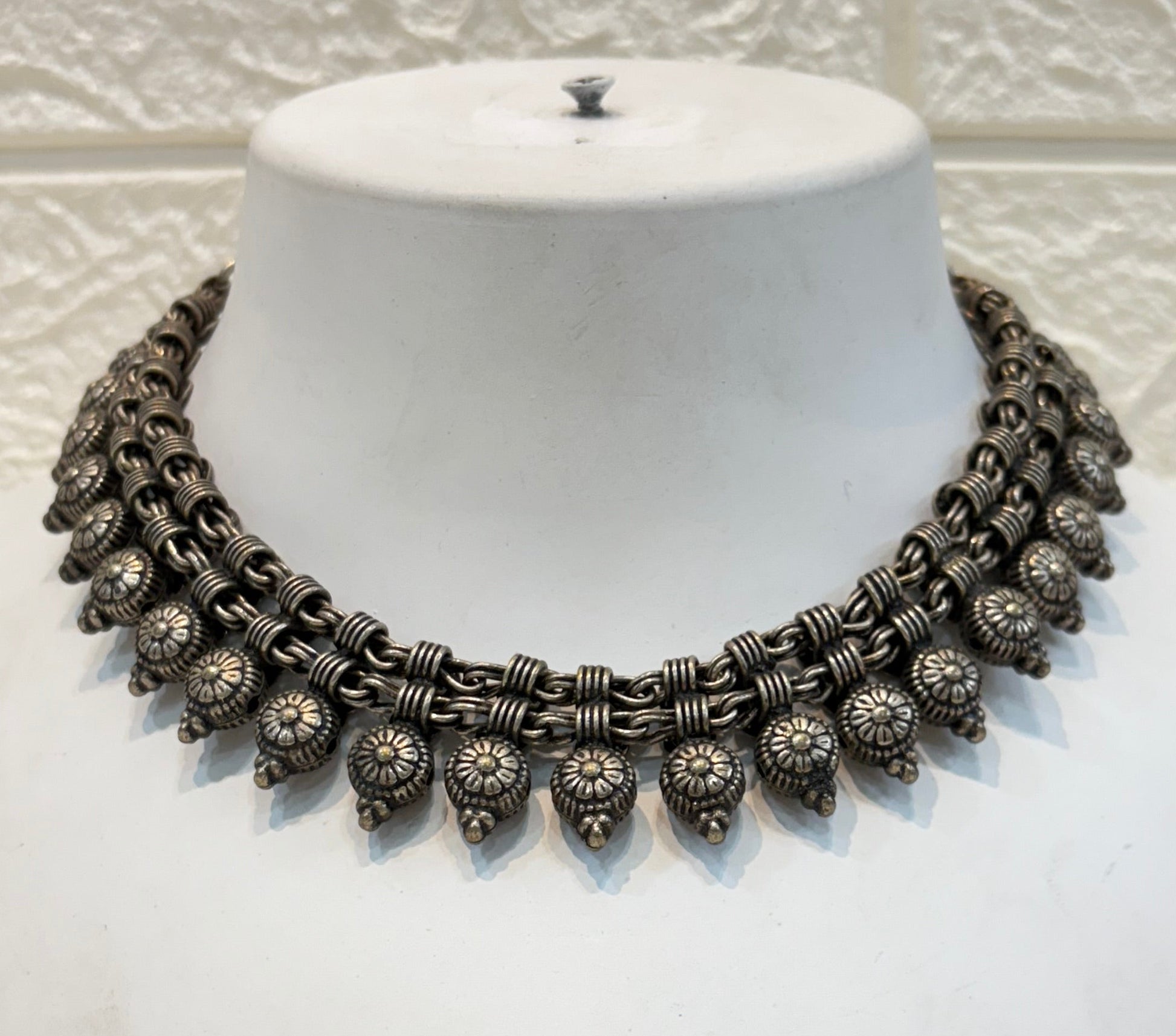Name: Antique Oxidized Silver Choker Oxidized silver metal with floral engraved motifs