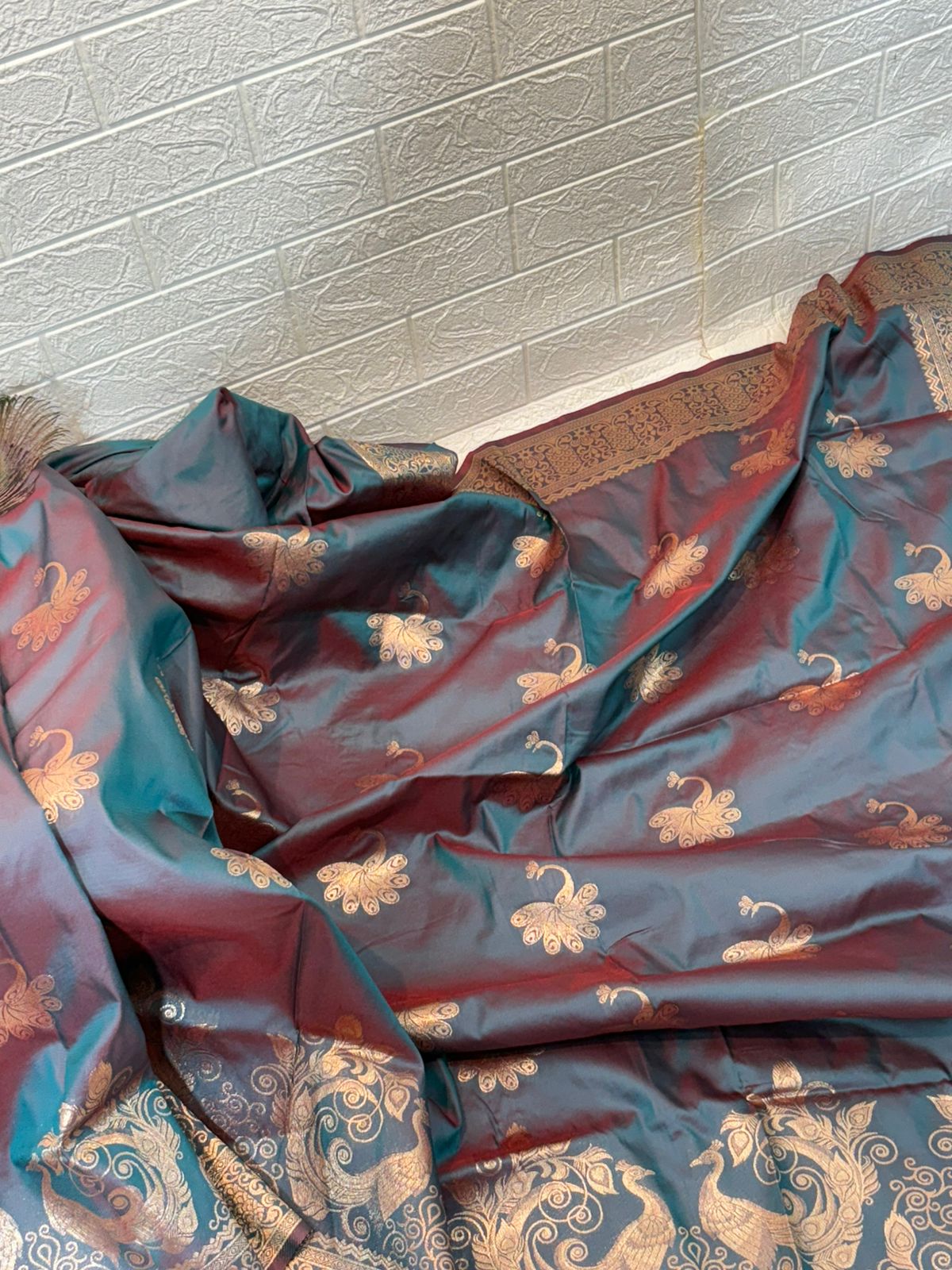 Teal and Maroon Dual-Tone Banarasi Silk Saree with Gold Zari Peacock Motifs