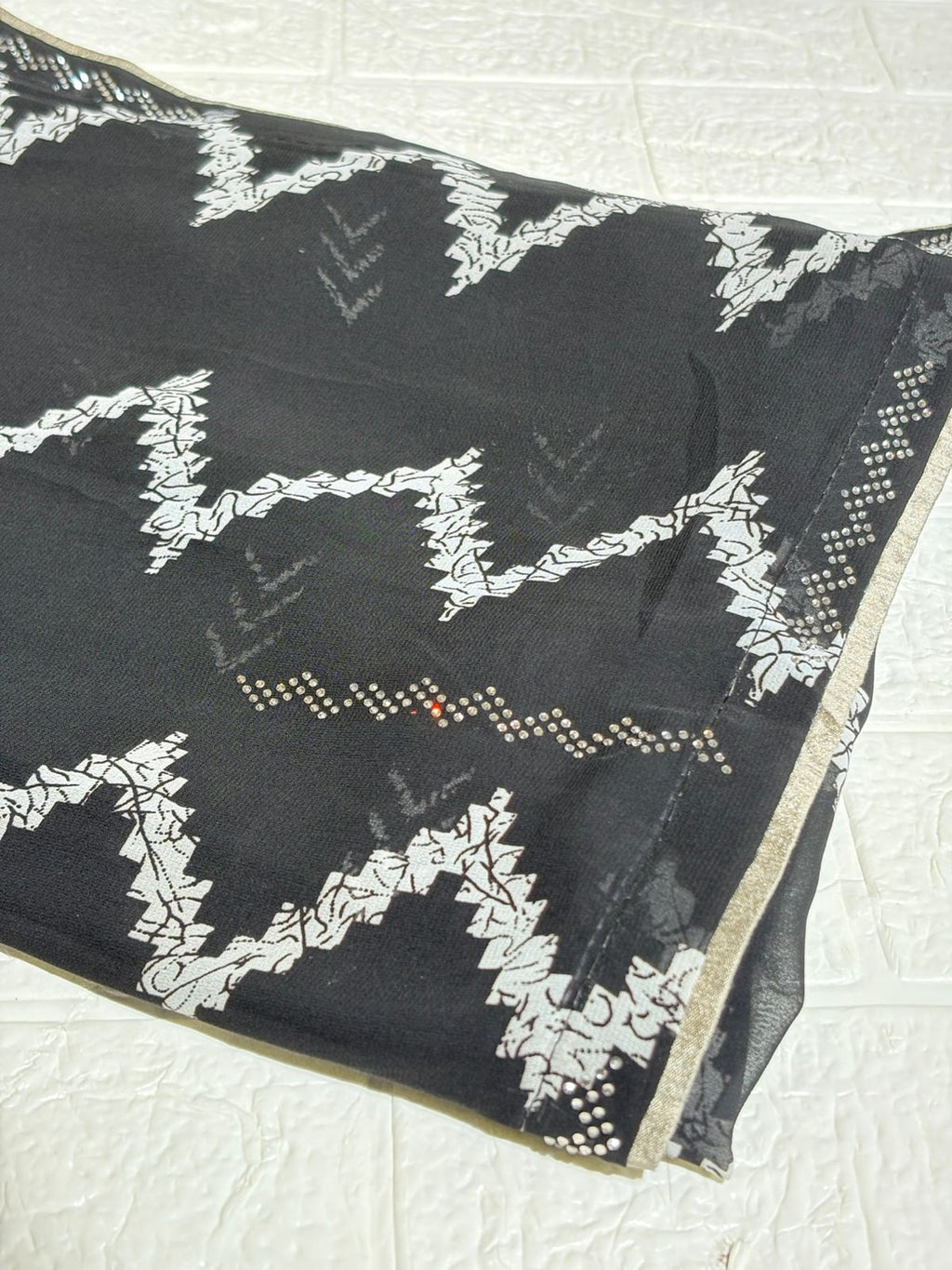 Black & White Geometric Printed Chiffon Saree with Subtle Silver Border