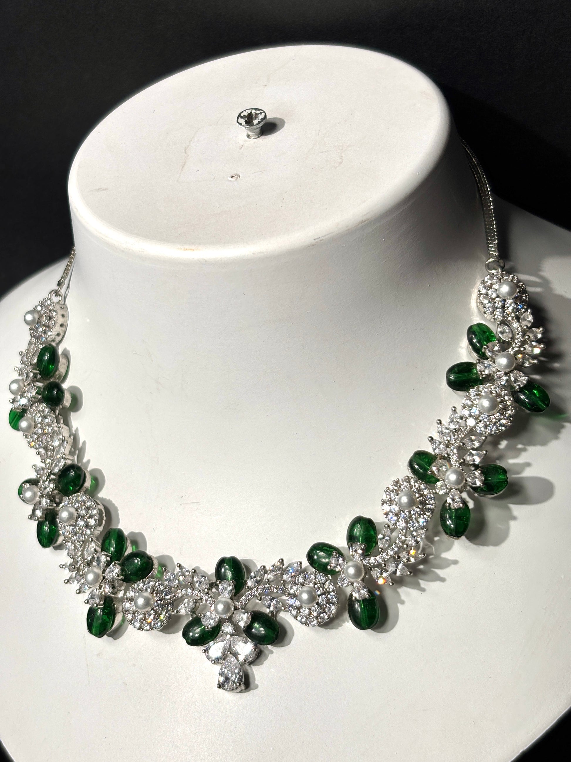 Pearl Petal Green Stone Necklace Set