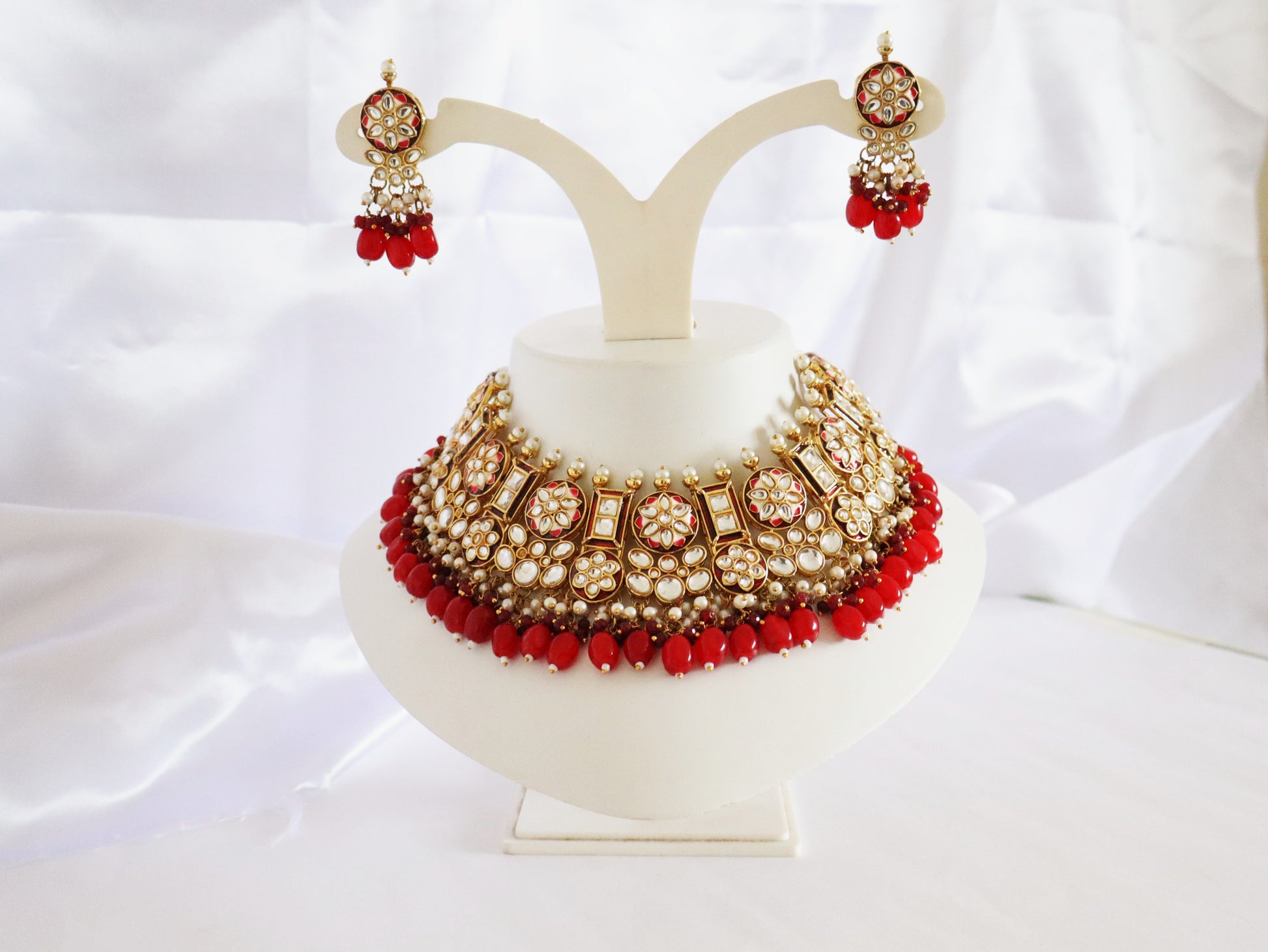 Mughal Regal Red Kundan Choker Set