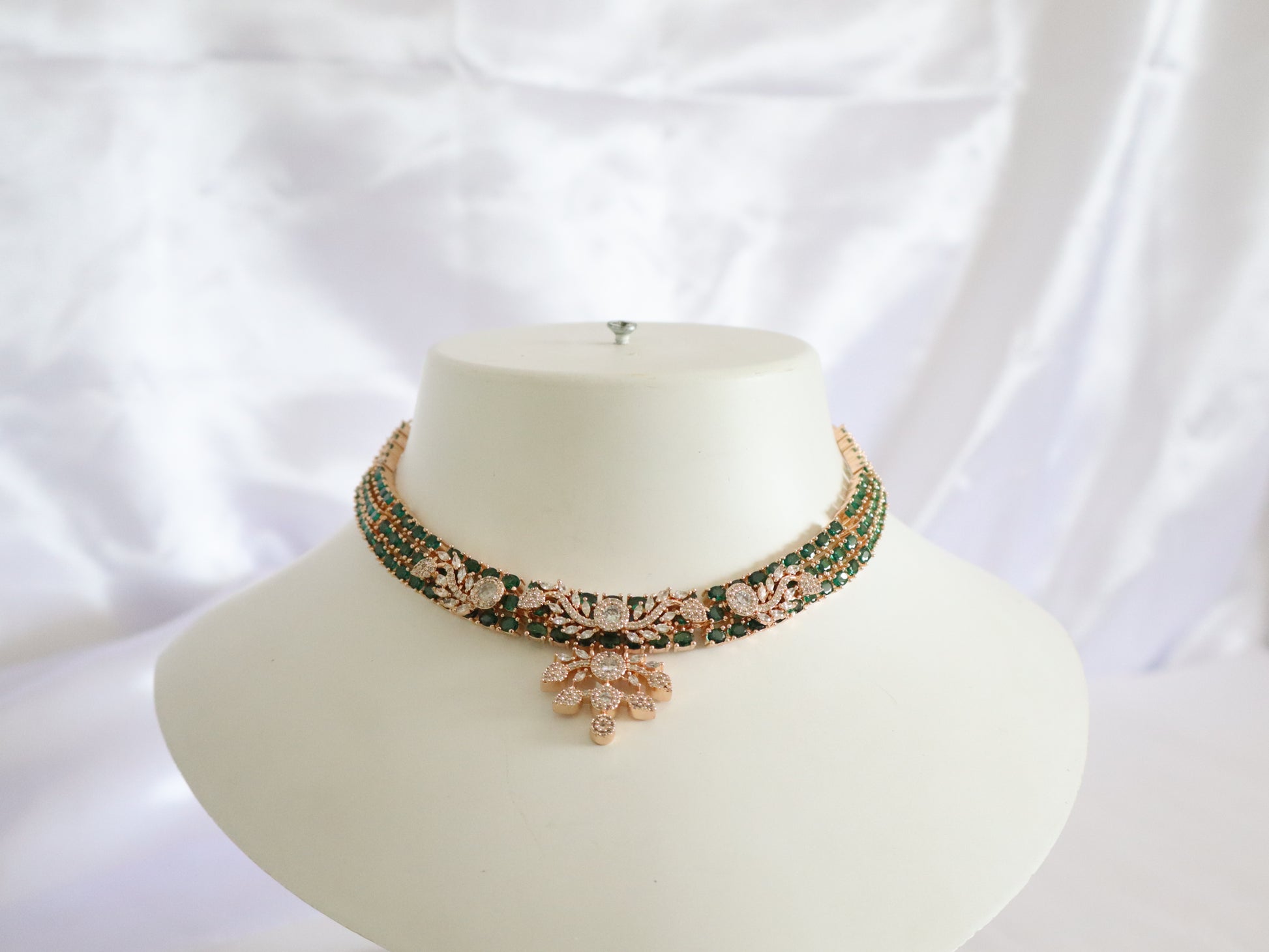 Royal Blossom Emerald Set