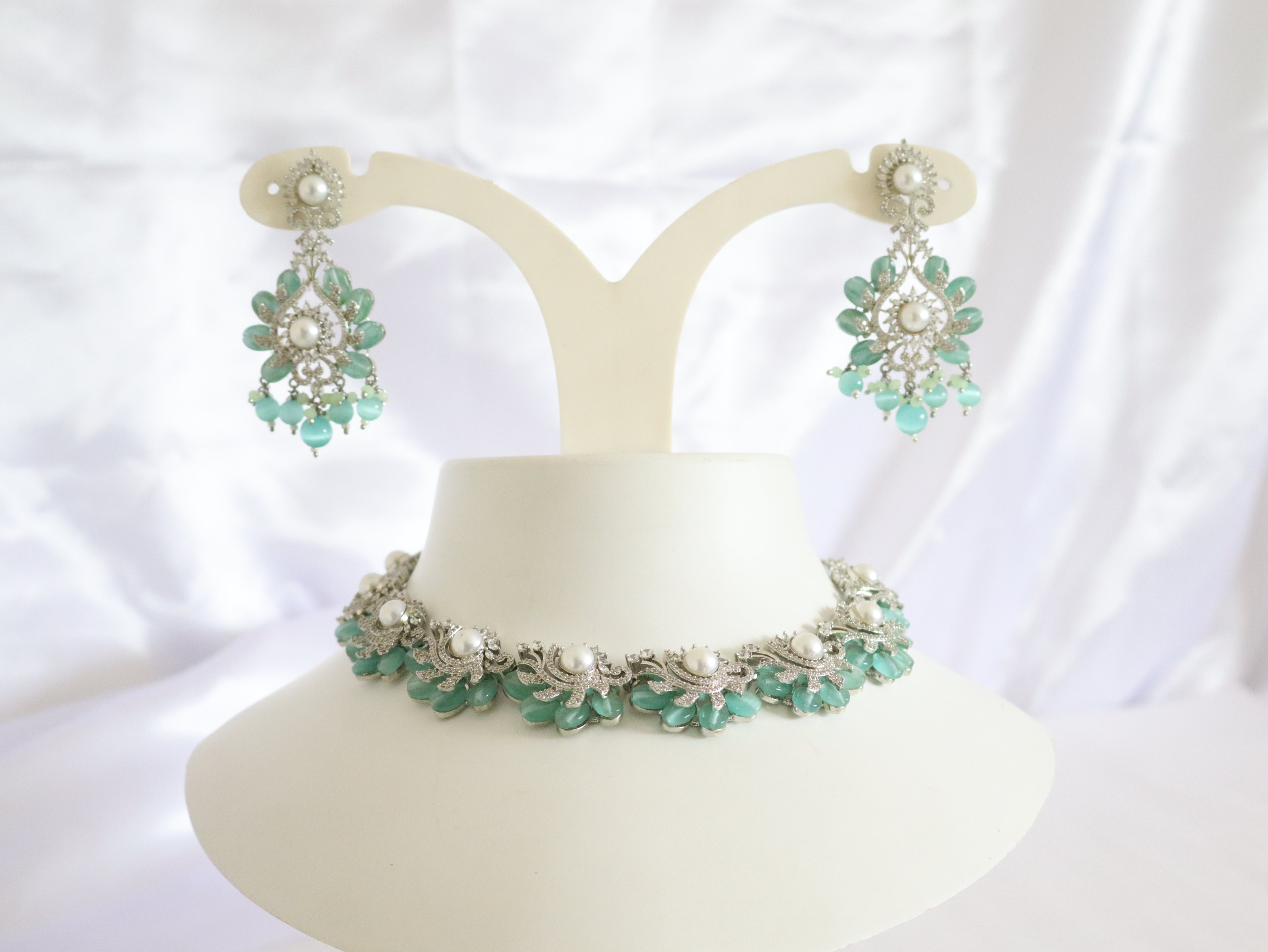 Mint Pearl Floral Set