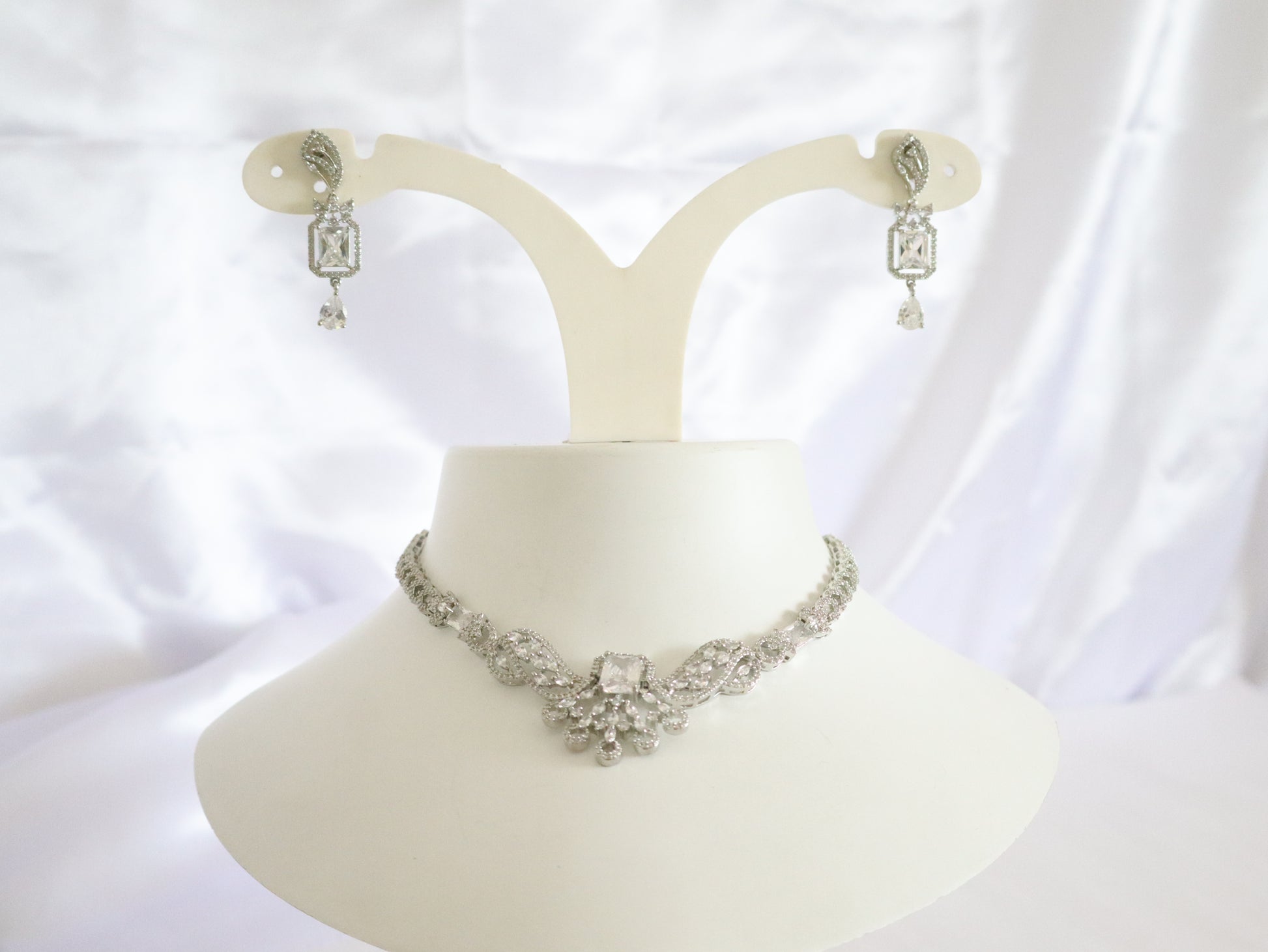 Diamond Frost Regal Set