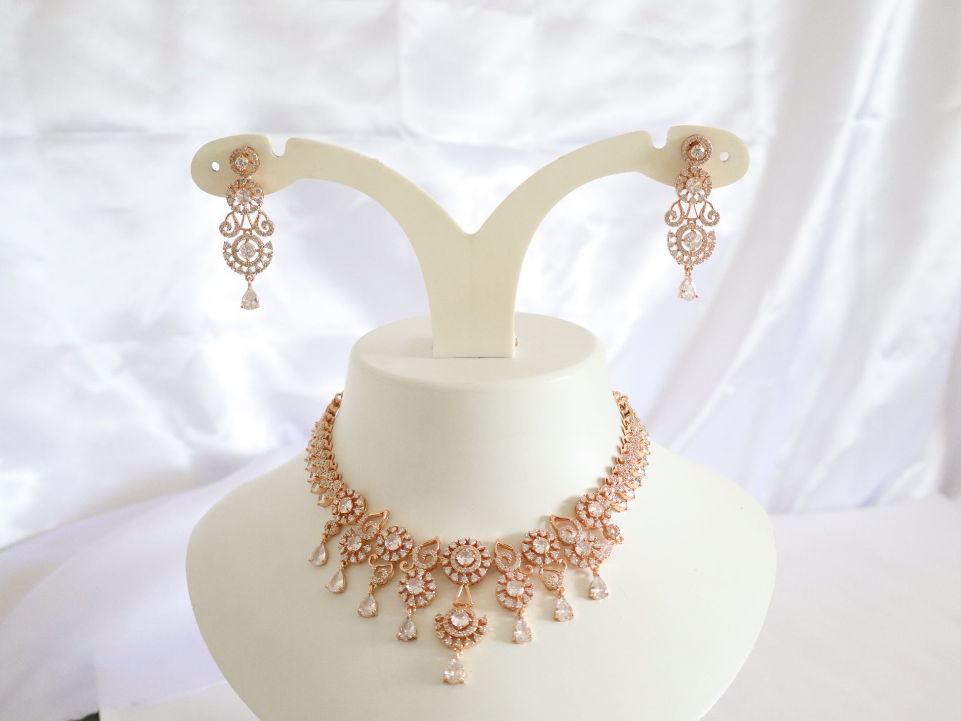 Blush Royale Necklace Set
