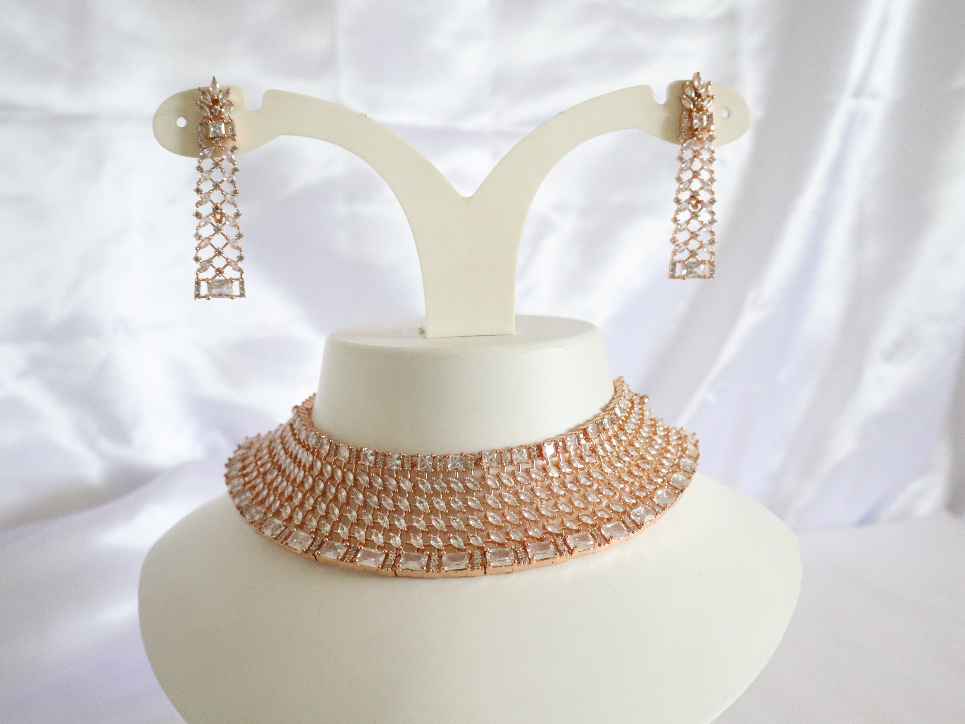 Rose Gold Majesty Choker