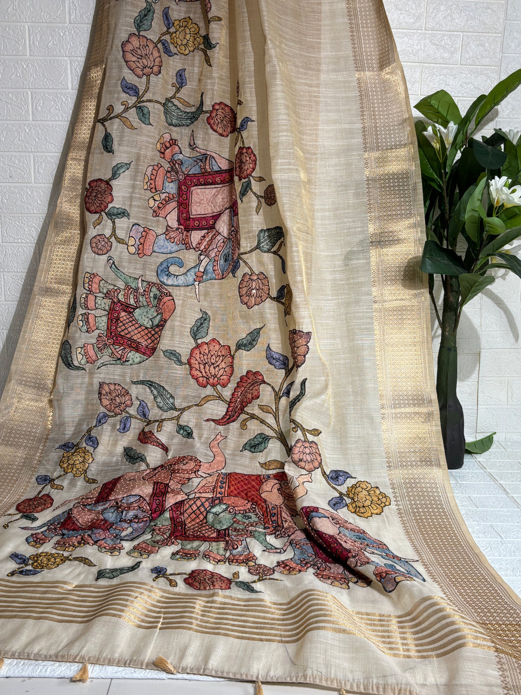 Ivory Jute Silk Saree with Hand-Painted Royal Elephant Motif