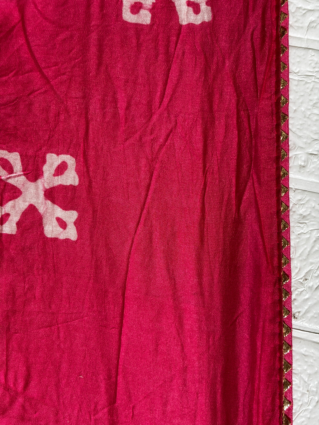 "Rani Pink Bandhani Georgette Saree with Mirror Work"