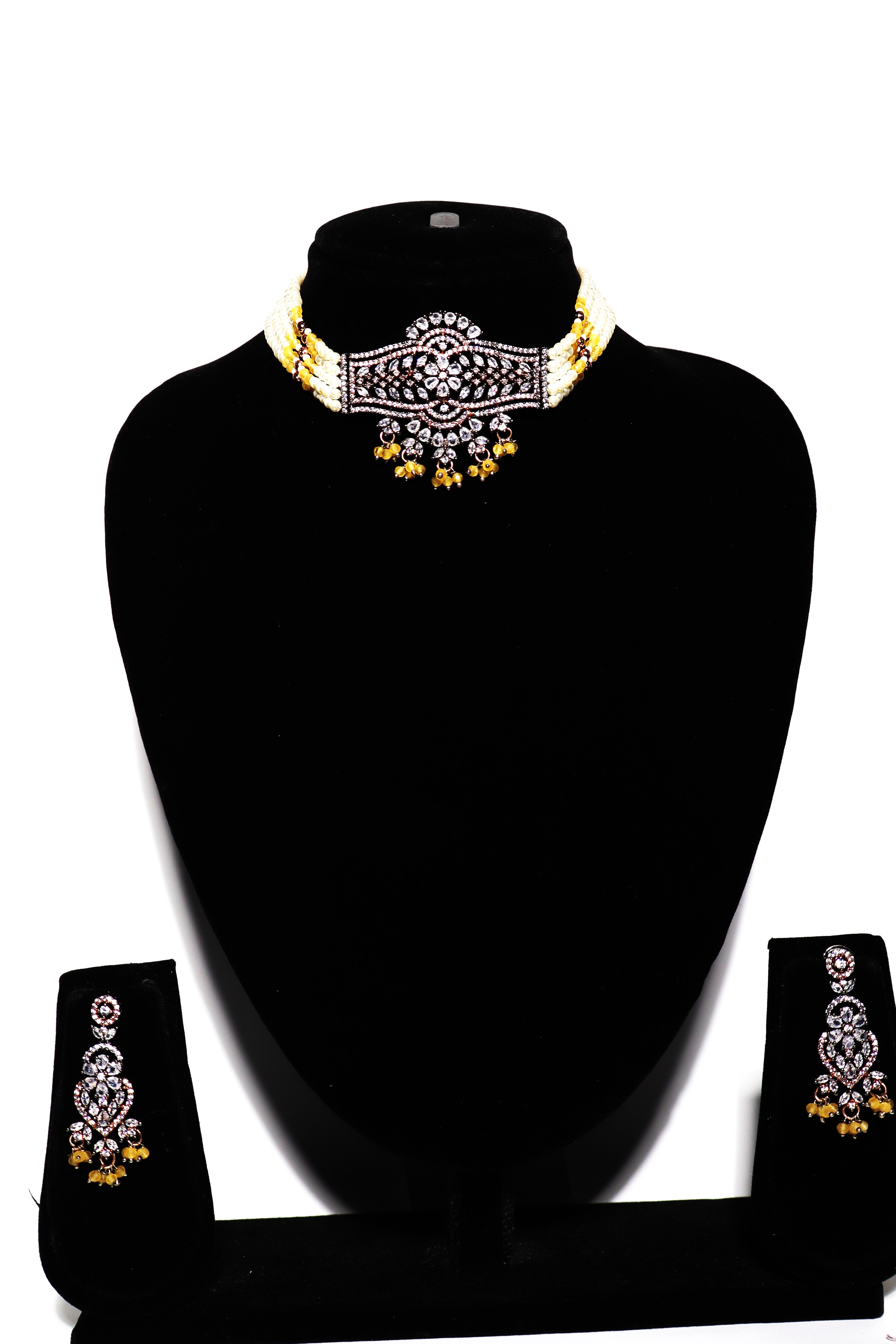 Pearl Strand Choker Set with Antique Floral Pendant and Drop Earrings