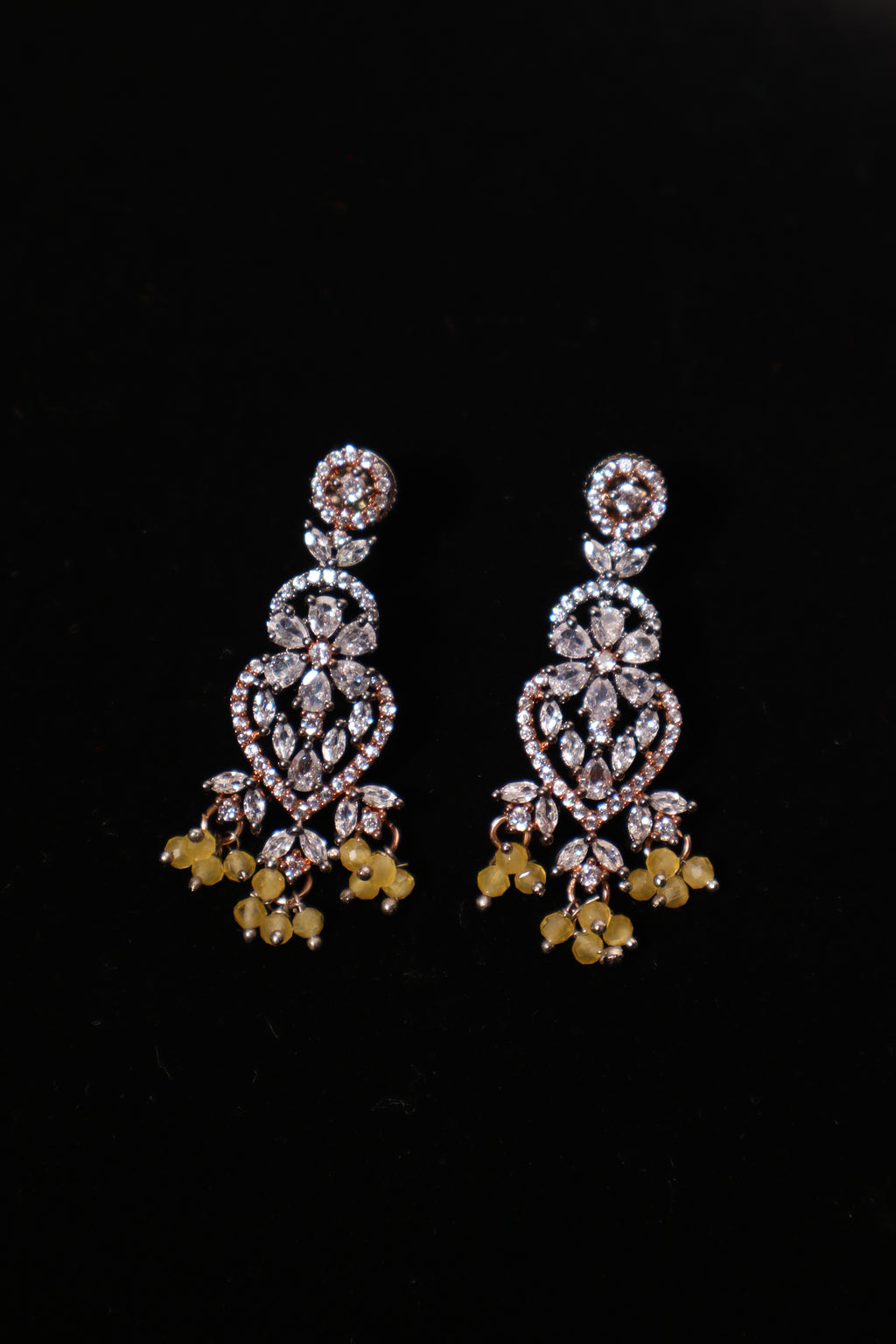 Pearl Strand Choker Set with Antique Floral Pendant and Drop Earrings