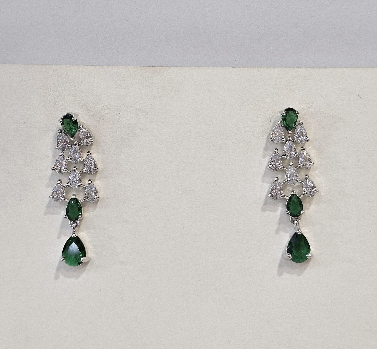 Emerald Teardrop Elegance Set
